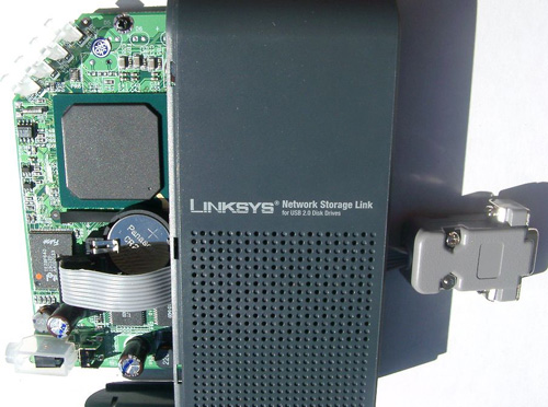 Linksys NSLU2 - Add Serial Port